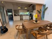 VENTA Casa dos dormitorios a metros del lago, Puerto Roldan
