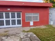 VENTA CASA DOS DORMITORIOS EN ZONA SUR