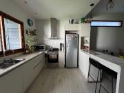 VENTA CASA DOS DORMITORIOS GUADALUPE REMODELADA