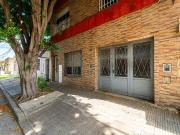 VENTA CASA DOS DORMITORIOS Y COCHERA ECHESORTU