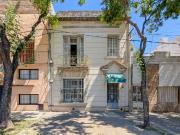 VENTA CASA DOS PLANTAS DOS DORMITORIOS ABASTO, ROSARIO