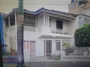 VENTA CASA DOS PLANTAS OPCION DE LOCAL COMERCIAL