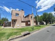 Venta Casa Duplex 2 Dormitorios Jardín Apto crédito