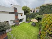 Venta casa duplex con Jardin privado