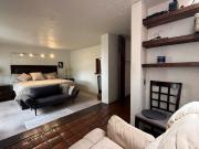 Venta Casa Duplex Rodeada de Jardin