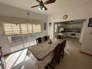 VENTA CASA ECHESORTU 3 DORMITORIOS PATIO 2 PLANTAS