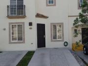 Venta Casa El Refugio, Querétaro: en privada con alberca