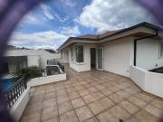 VENTA CASA ELEGANTE CUMBAYA