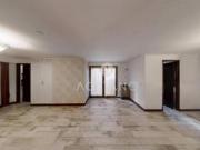 Venta Casa en 5 ambientes Parque Luro