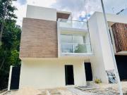 Venta Casa en Aldea Kiin, Puerto Morelos – Un Refugio de...