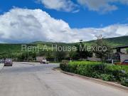 venta casa en altozano 3 recamaras + servicio 5 baños 2...