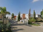 VENTA CASA EN AV LA LUNA REAL DEL SOL TLAJOMULCO JALISCO...