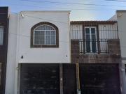VENTA CASA EN AVENIDA JUAREZ RESIDENCIAL EL SECREOT...