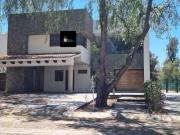 Casa De Luxe En Venta Balvanera Polo Country Club Amplio...