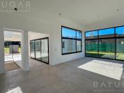 Venta Casa en Barrio La Esperanza Club de Campo Pilar