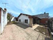 Venta Casa en Castelar Sur Patio Garaje