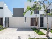 Venta Casa en Cholul Mérida Norte en privada