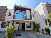 VENTA Casa En Circuito Monarca Fraccionamiento Alteza...