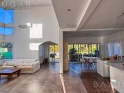 Venta Casa en Club de Campo San Francisco Manzanares Pilar