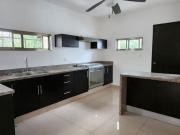 VENTA CASA EN COL. MONTES DE AME de dos pisos con 3...