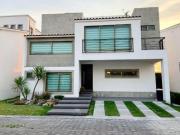 VENTA CASA EN CONDADO DEL VALLE VENTA CASA EN CONDADO DEL VALLE