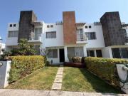 VENTA CASA EN CONDOMINIO BALCÓN Y JARDÍN TZOMPANTLE...