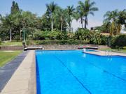 VENTA CASA EN CONDOMINIO DE UN NIVEL CON JARDÍN PROPIO...