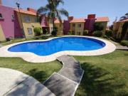Venta Casa en condominio en Lomas de Ahuatlán,...