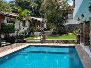 Venta casa en condominio en Lomas de Atzingo V372