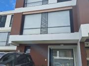 VENTA CASA EN CONJUNTO CASA GRANDE SECTOR CLUB LOS CHILLOS