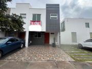 Venta casa en coto savia Orquidea, Valle de San Isidro,...