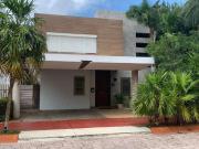 VENTA CASA EN CUMBRES CANCÚN DE 3 RECAMARAS