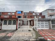 VENTA CASA EN EL BARRIO CASTILLA BOGOTA
