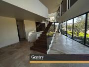 VENTA Casa en El Campanario acabados de excelencia
