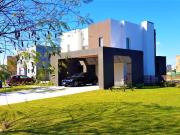 VENTA CASA en El Canton Escobar IMPECABLE Suite mas 3...