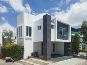 VENTA CASA EN ESQUINA CON RECÁMARA EN PB, PUEBLA BLANCA,...