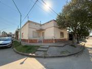 VENTA CASA EN ESQUINA SOBRE GRAN TERRENO EN SANTO TOMÉ A...