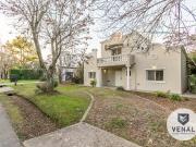 Venta Casa en Fincas de Maschwitz 5amb 3dorm 2baños,...