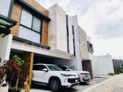 VENTA CASA EN FRAC DE CHOLULA CON 3 RECAMARAS Y 3...