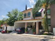 VENTA Casa en Fracc. BOSQUENCINOS Carretera Nacional...