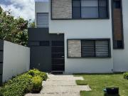 Venta casa en fracc vivencia modelo ibiza por 1509. 00...