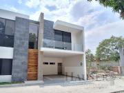 Venta Casa en Fraccionamiento en Lomas de Cuernavaca