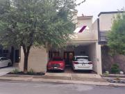 VENTA Casa en Fraccionamiento PORTAL DE CUMBRES 2?...