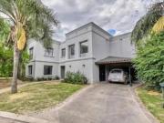 Venta Casa en Barrio Privado CADAQUÉS FUNES