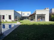 Venta Casa en Haras Santa María 4 ambientes Los Robles