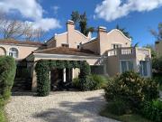 Venta Casa en Hurlingham 6 ambientes