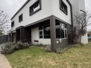 ¡Venta! Casa en Jardín Claret ¡Con Seguridad!