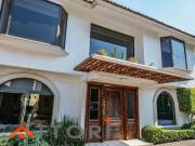 VENTA CASA EN JARDINES DELPEDREGAL