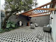 Venta Casa en La Alhambra Totalmente Remodelada