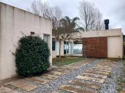 Venta casa en la Caleta, 3 ambientes, pileta, parque y...